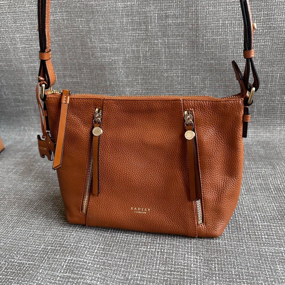 Radley London Fountain Road Leather Crossbody Handbag… Gem